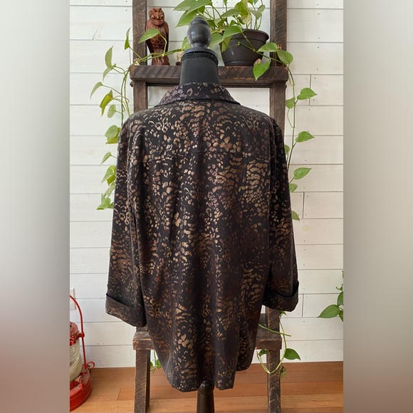 JM Collection: Black and Brown Animal Print  Jacket with Cuffed Sleeves - Picture 13 of 17